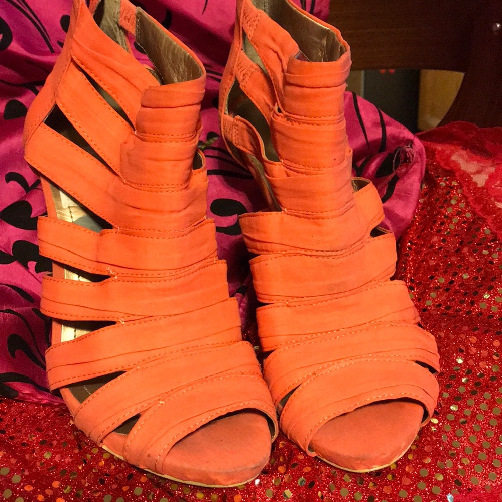 BCBG orange heels